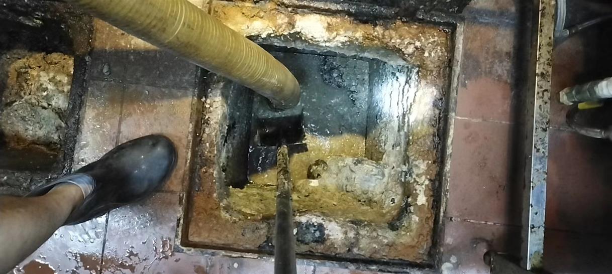 畅好乡污水池清理一般都有毒气，怎么预防中毒呢？